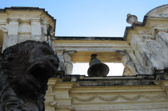 Löwen vor der Kathetrale in Leon