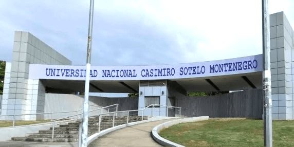 Universidad Nacional
